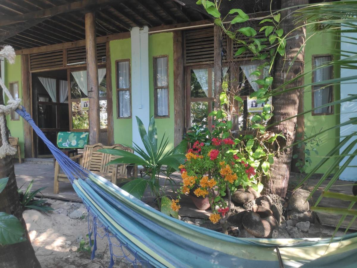 Oliver'S Laguna Eco Lodge Hotel งาปาลิ ภายนอก รูปภาพ